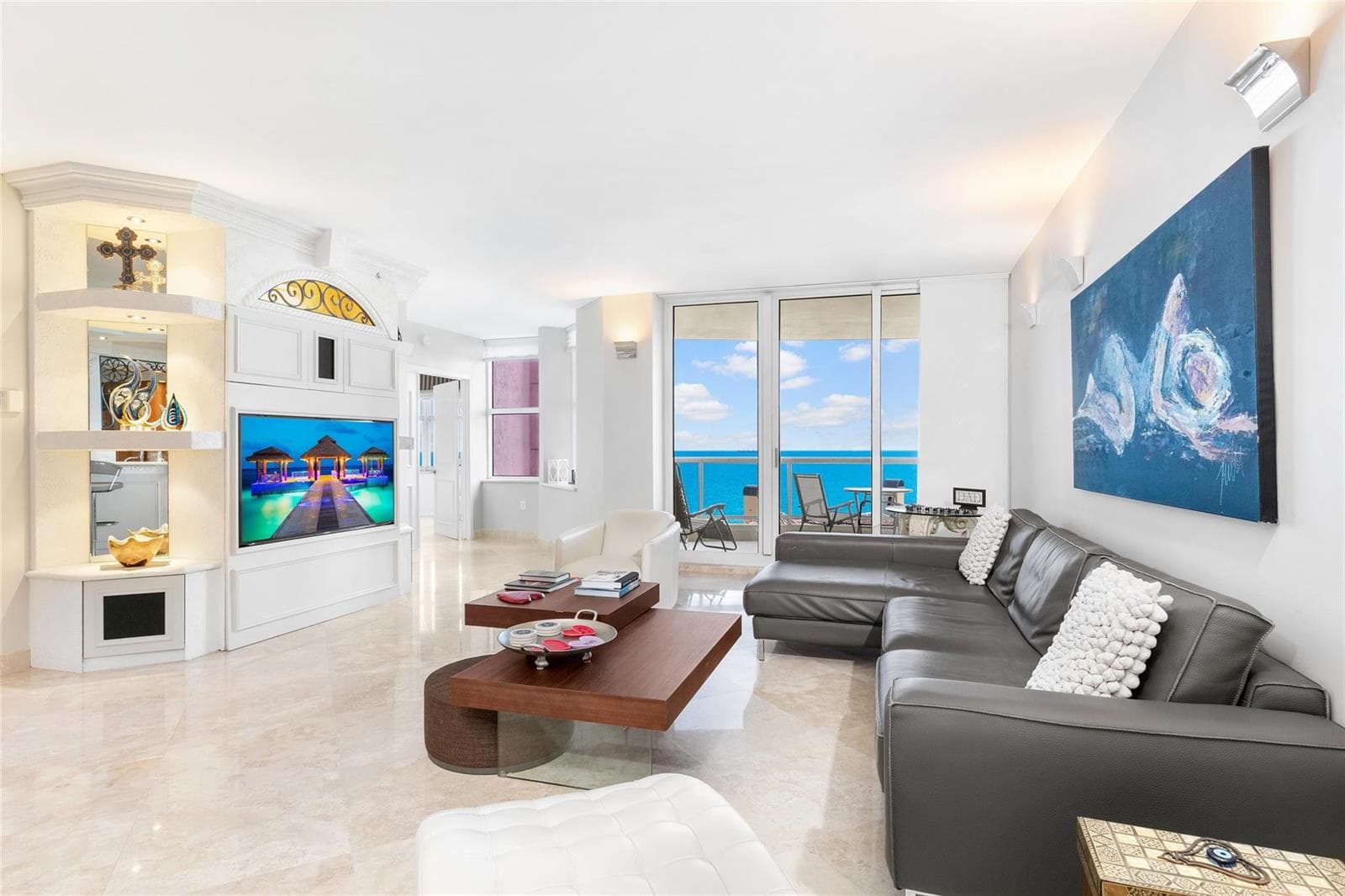 2110 N Ocean Boulevard 9A photo 3