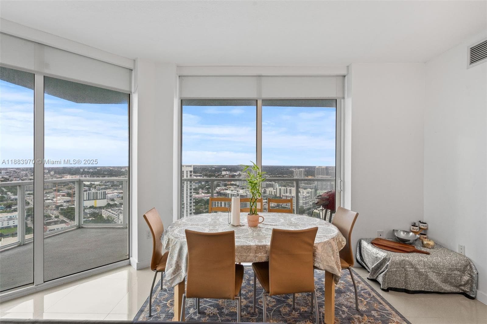 1900 N Bayshore Dr 4018 photo 16