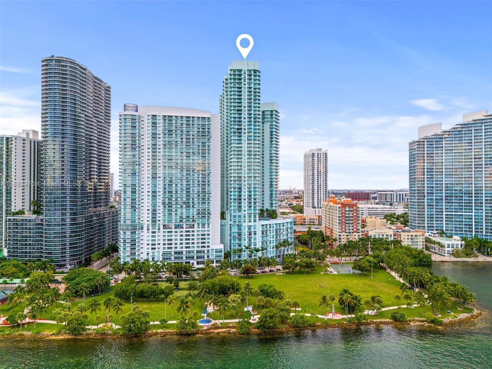 1900 N Bayshore Dr 4018 photo 1