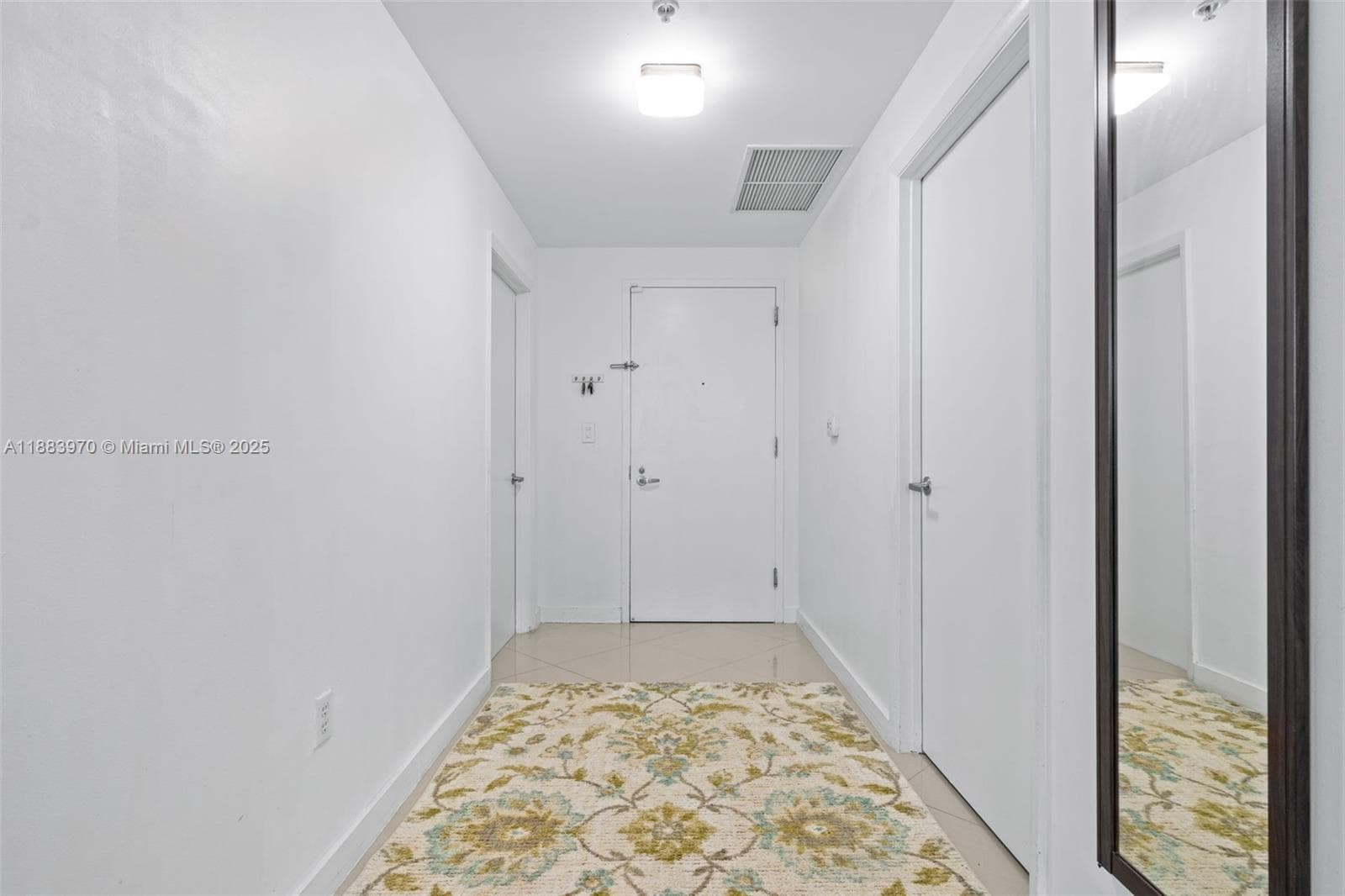 1900 N Bayshore Dr 4018 photo 5