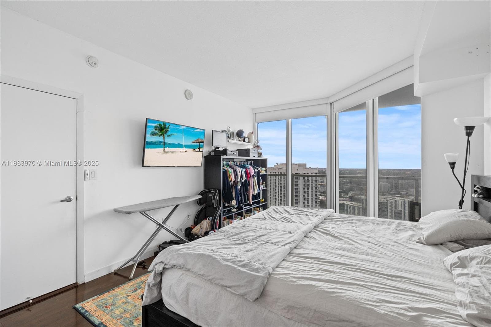 1900 N Bayshore Dr 4018 photo 20