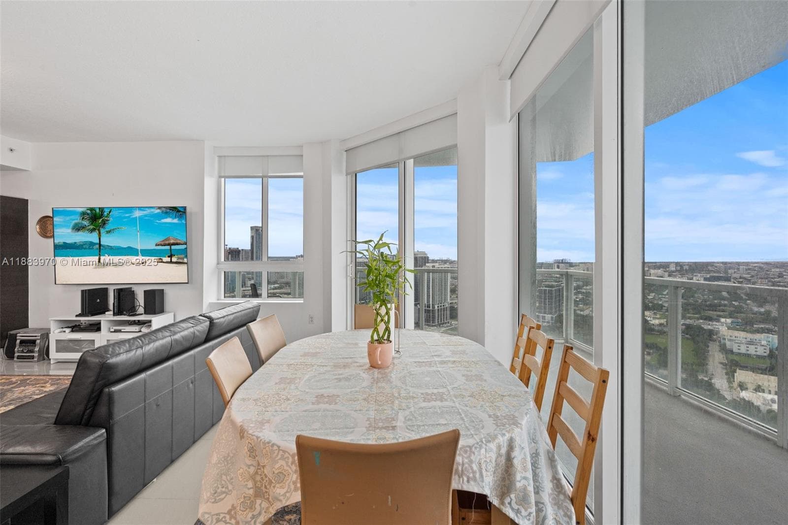 1900 N Bayshore Dr 4018 photo 18