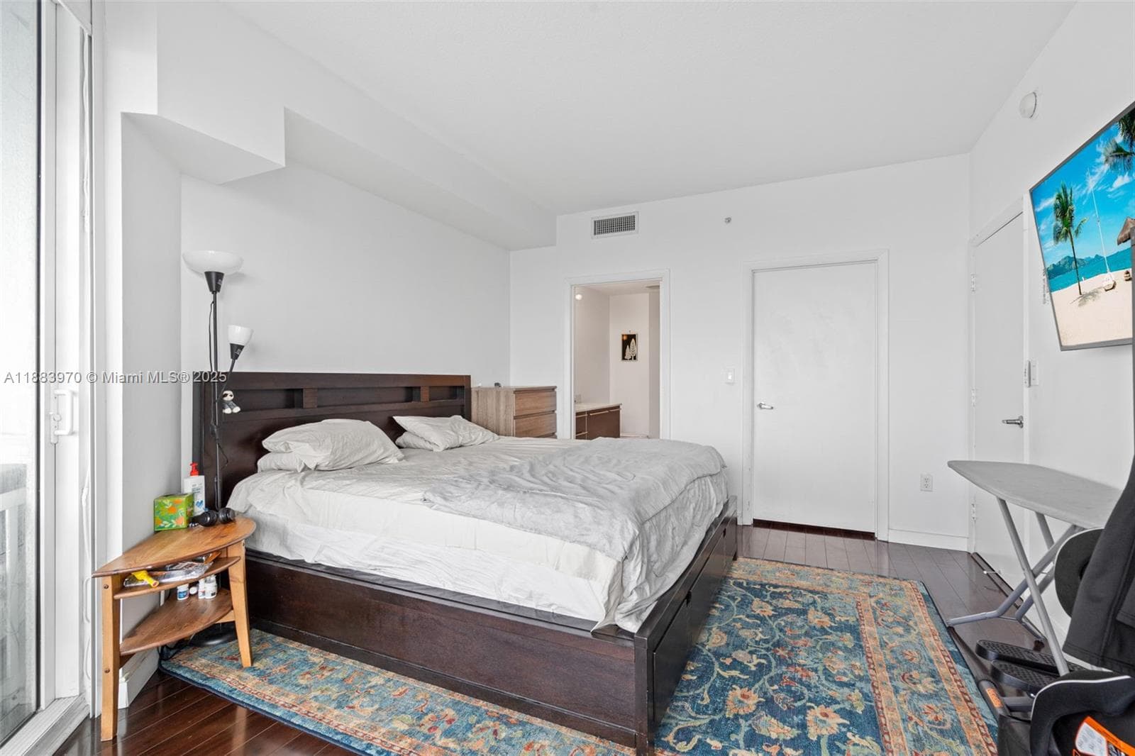 1900 N Bayshore Dr 4018 photo 21