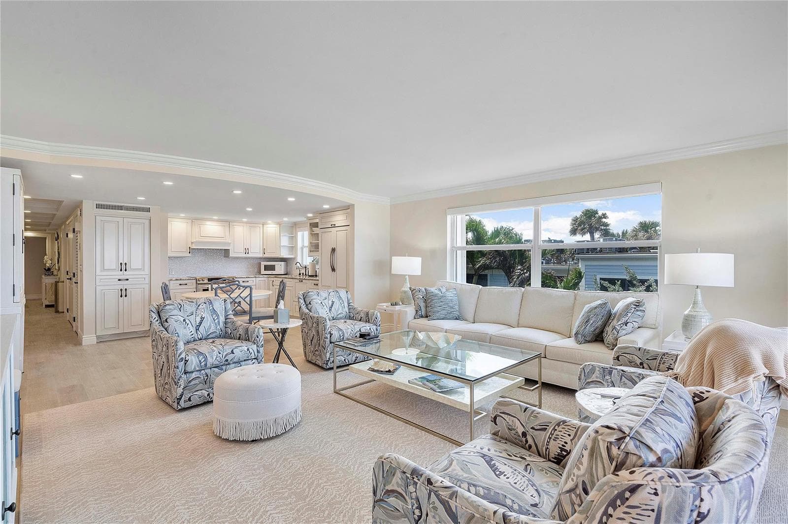 1710 S Ocean Lane 201 photo 2
