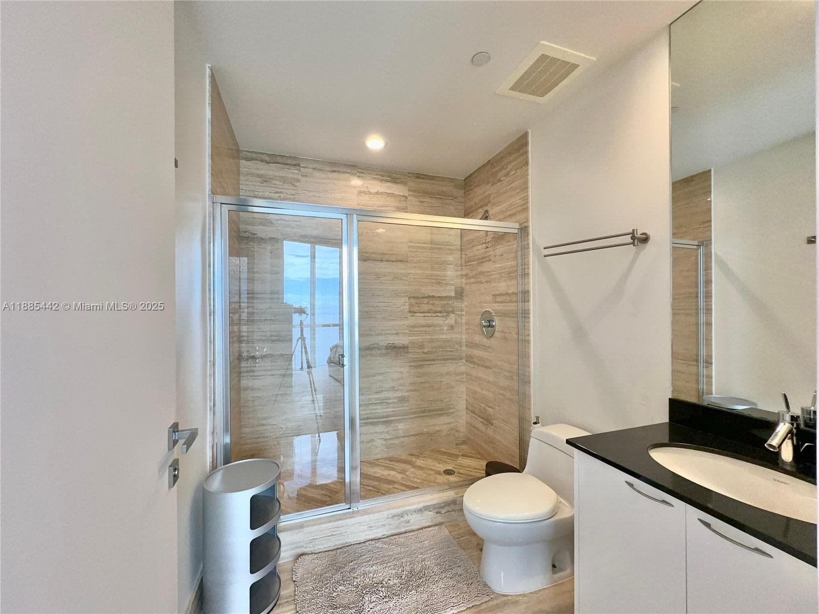 15901 Collins Ave 2406 photo 20