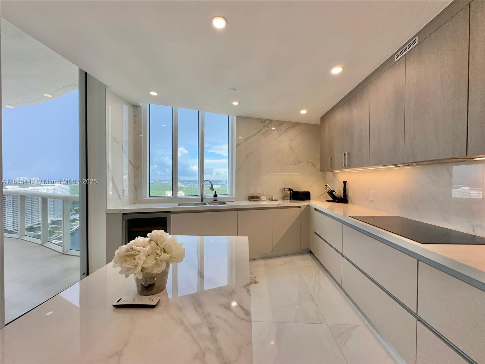 15901 Collins Ave 2406 photo 11