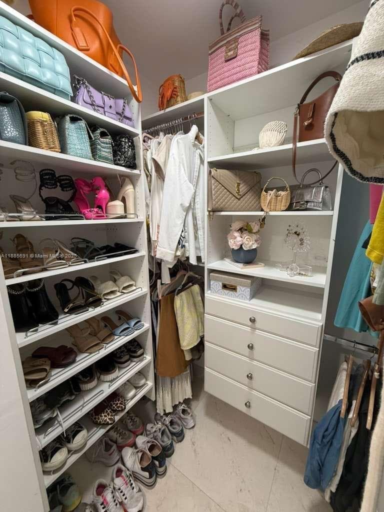 1155 Brickell Bay Dr 1408 photo 9