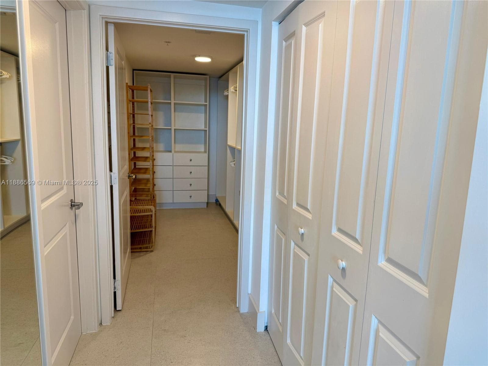 400 Sunny Isles Blvd 916 photo 14