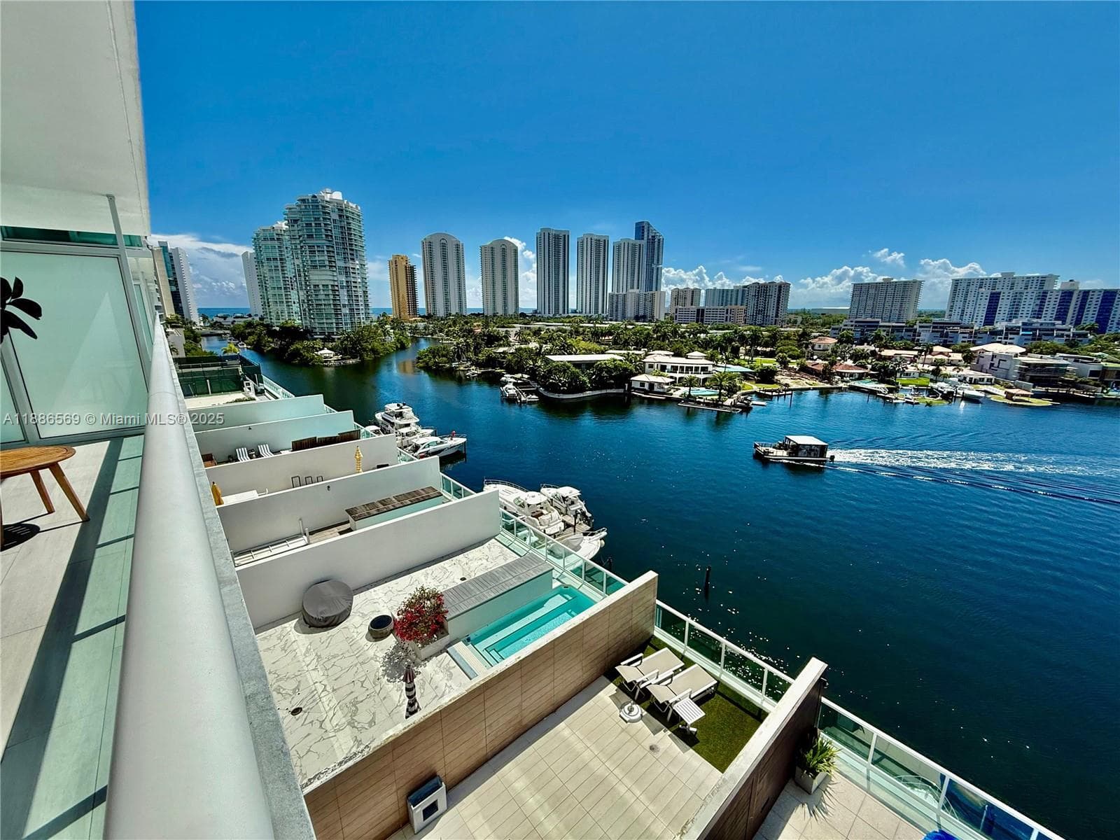 400 Sunny Isles Blvd 916 photo 21