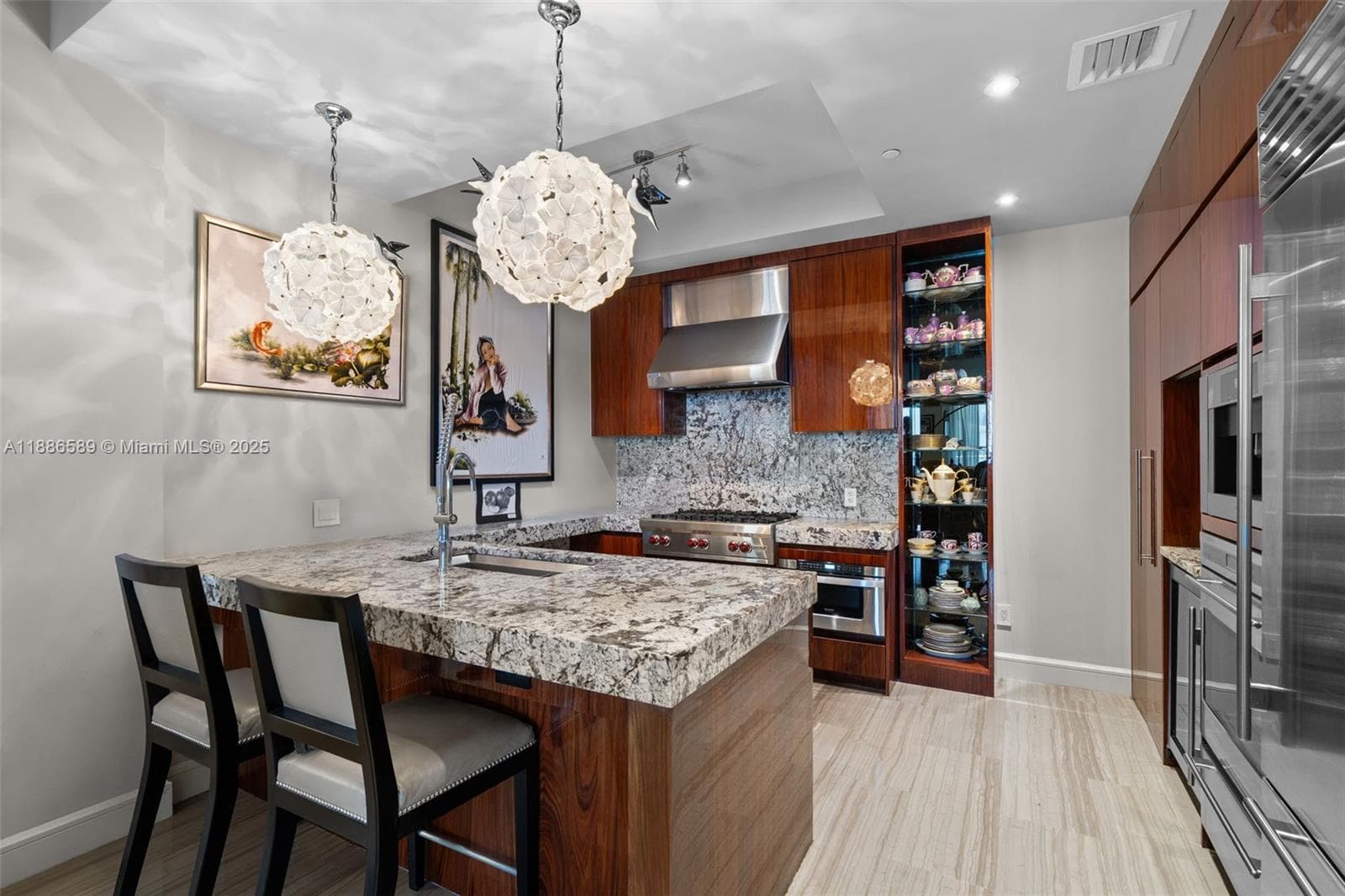 9705 Collins Ave 2304N photo 4