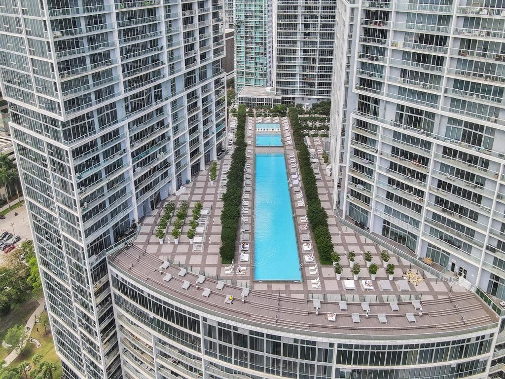 465 Brickell Avenue 2706 photo 20