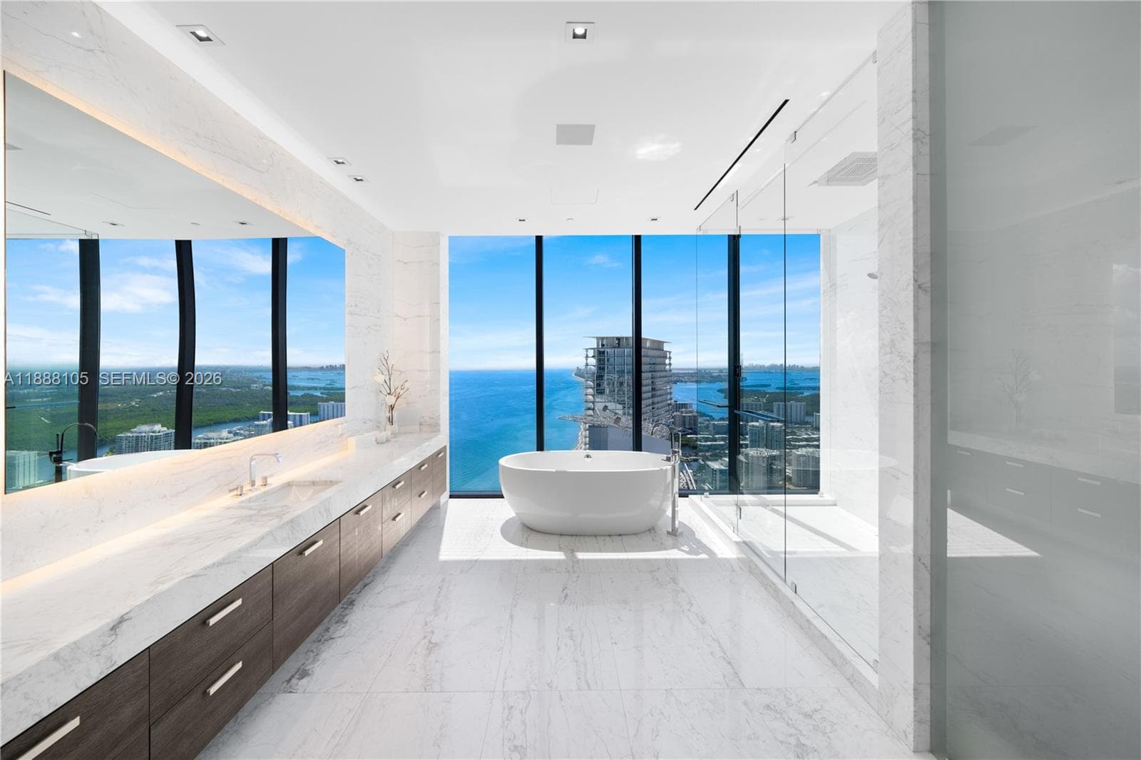 17141 Collins Ave LPH-1 photo 7