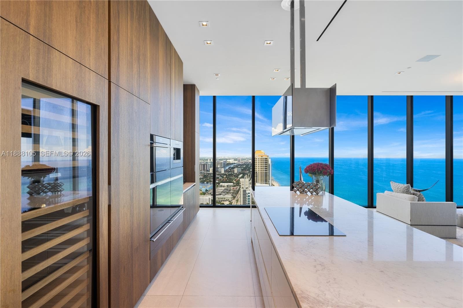 17141 Collins Ave LPH-1 photo 4