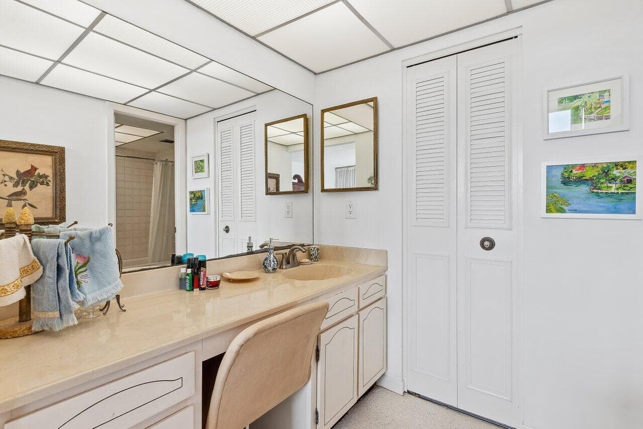 13 Royal Palm Way 602 photo 21