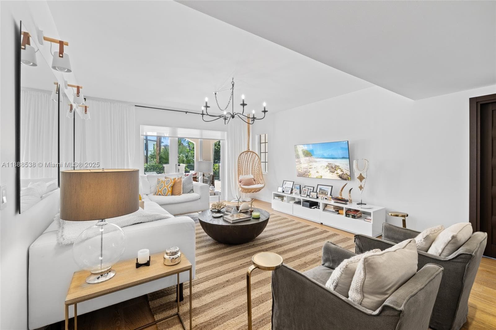 19216 Fisher Island Dr 19216 photo 6