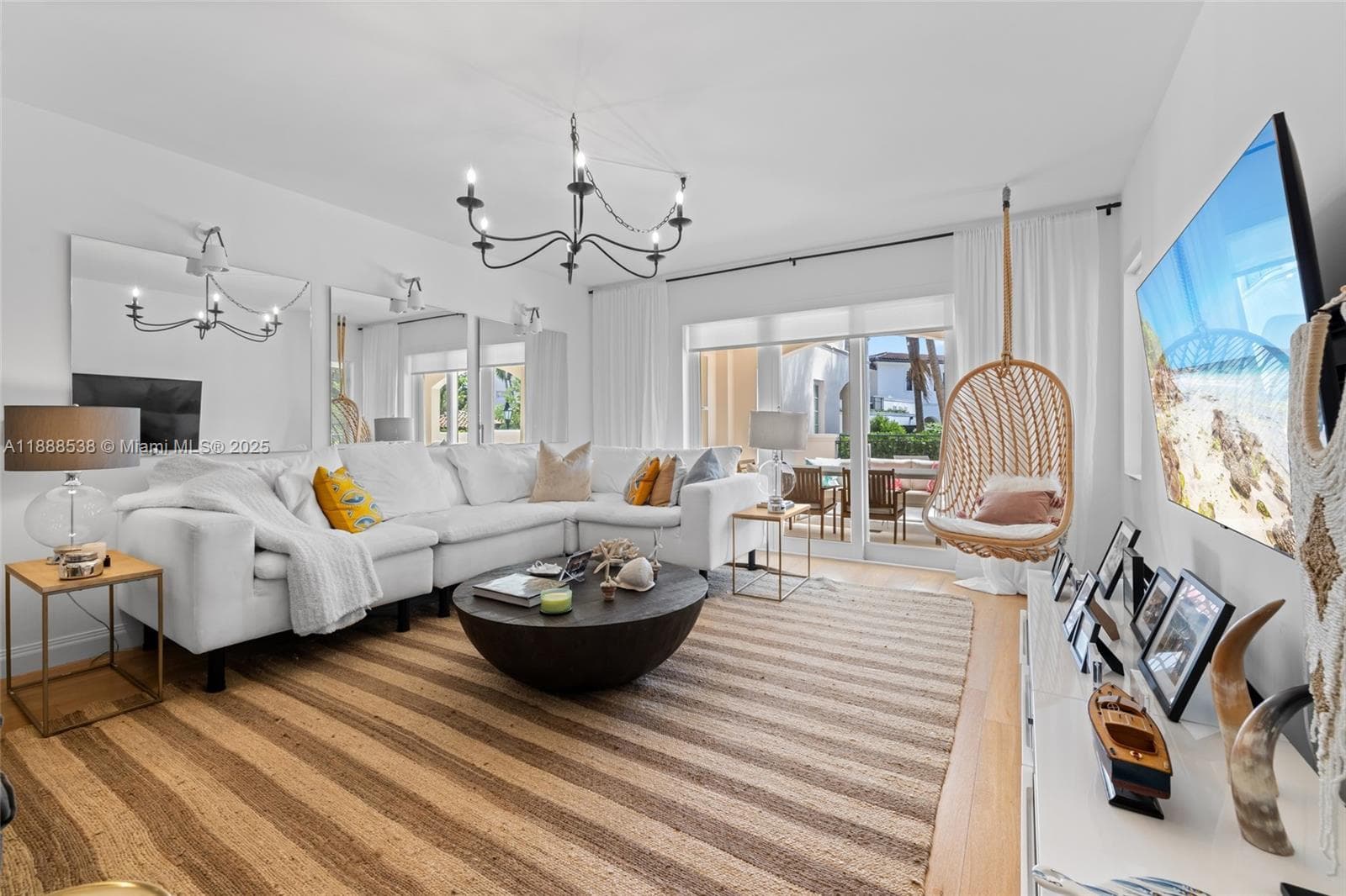 19216 Fisher Island Dr 19216 photo 4