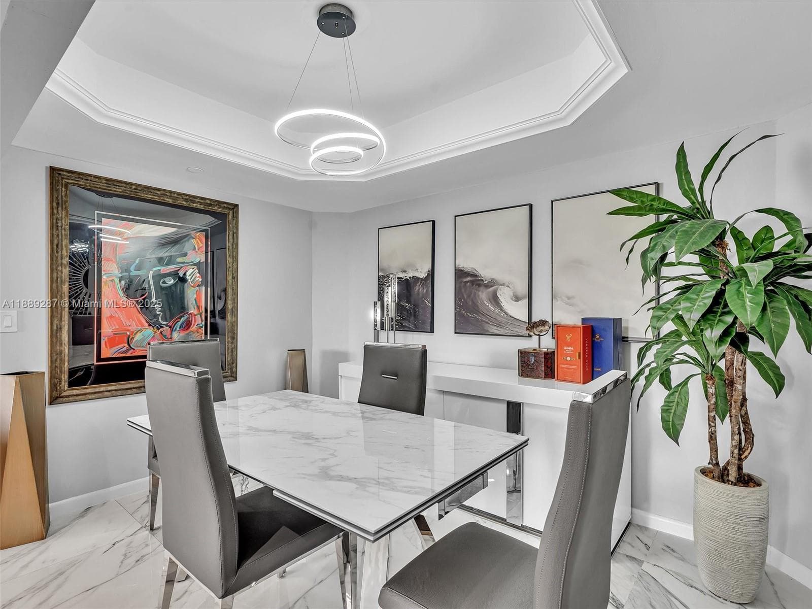 20191 E Country Club Dr 511 photo 23