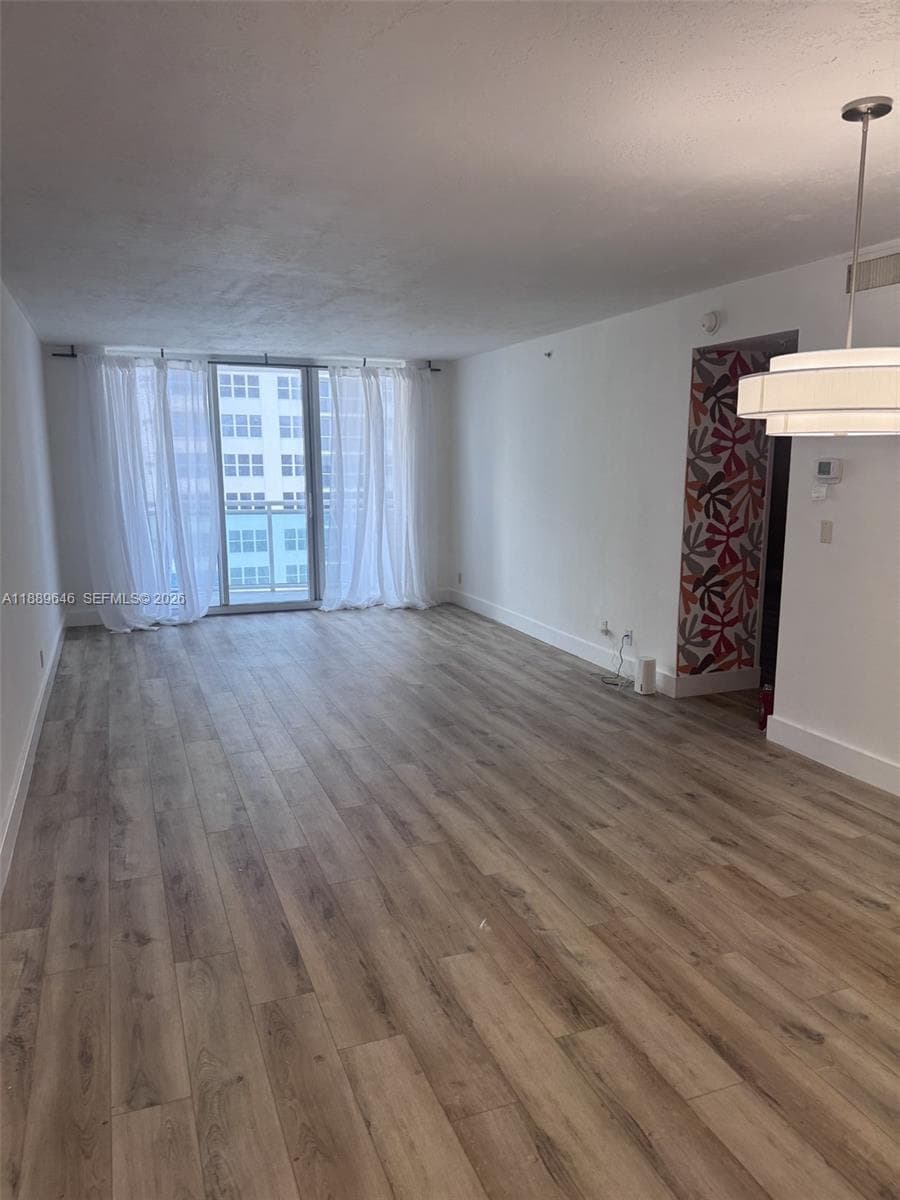 3001 S Ocean Dr 907 photo 14