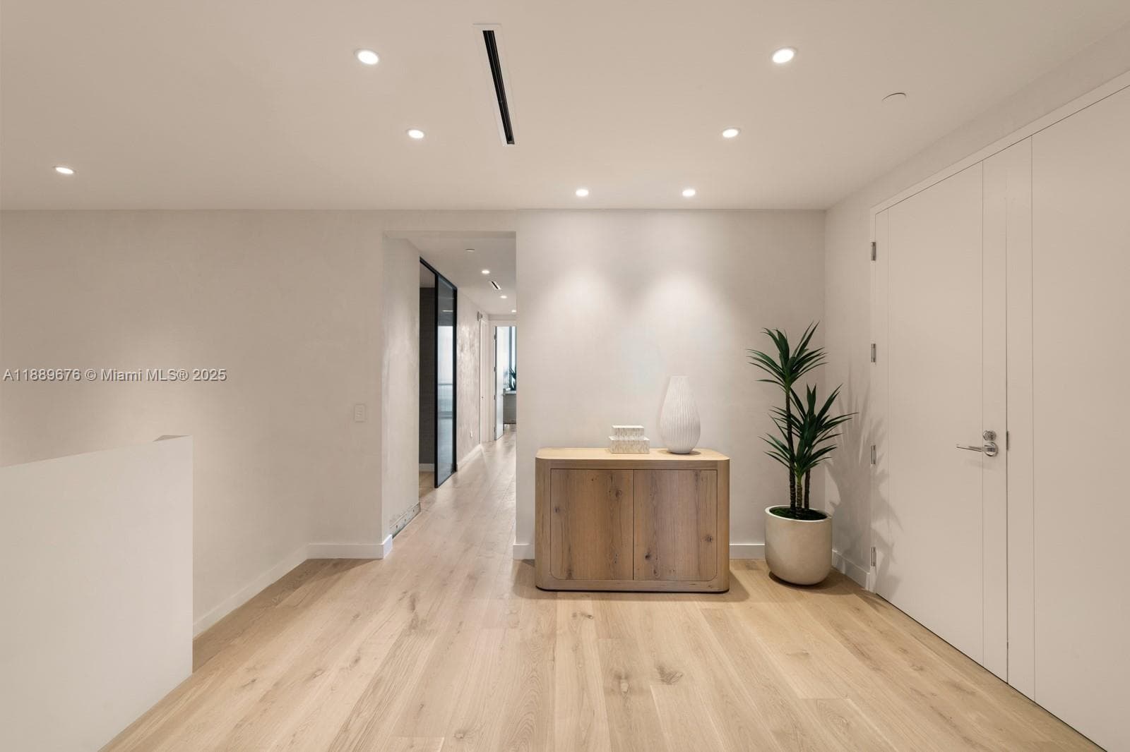 18501 Collins Ave 2301 photo 23