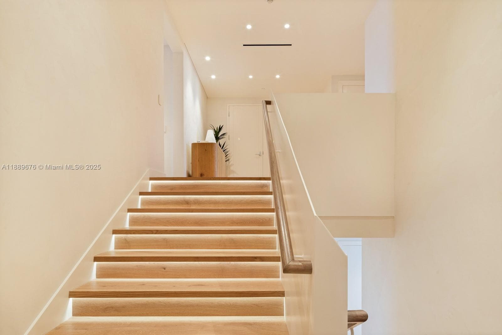 18501 Collins Ave 2301 photo 22