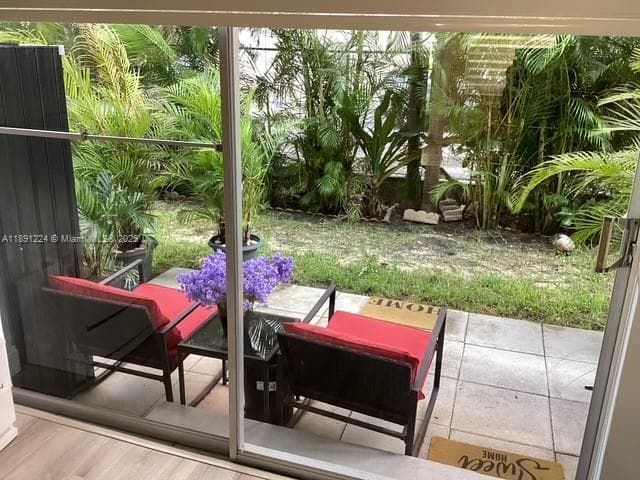 3133 S Ocean Dr 118 photo 22
