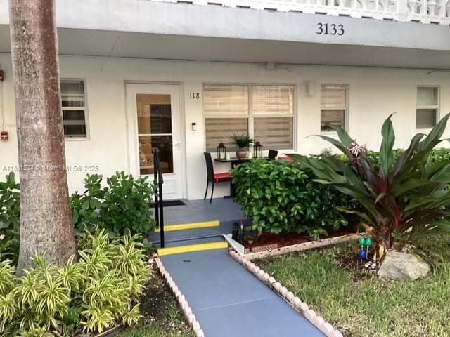 3133 S Ocean Dr 118 photo 25