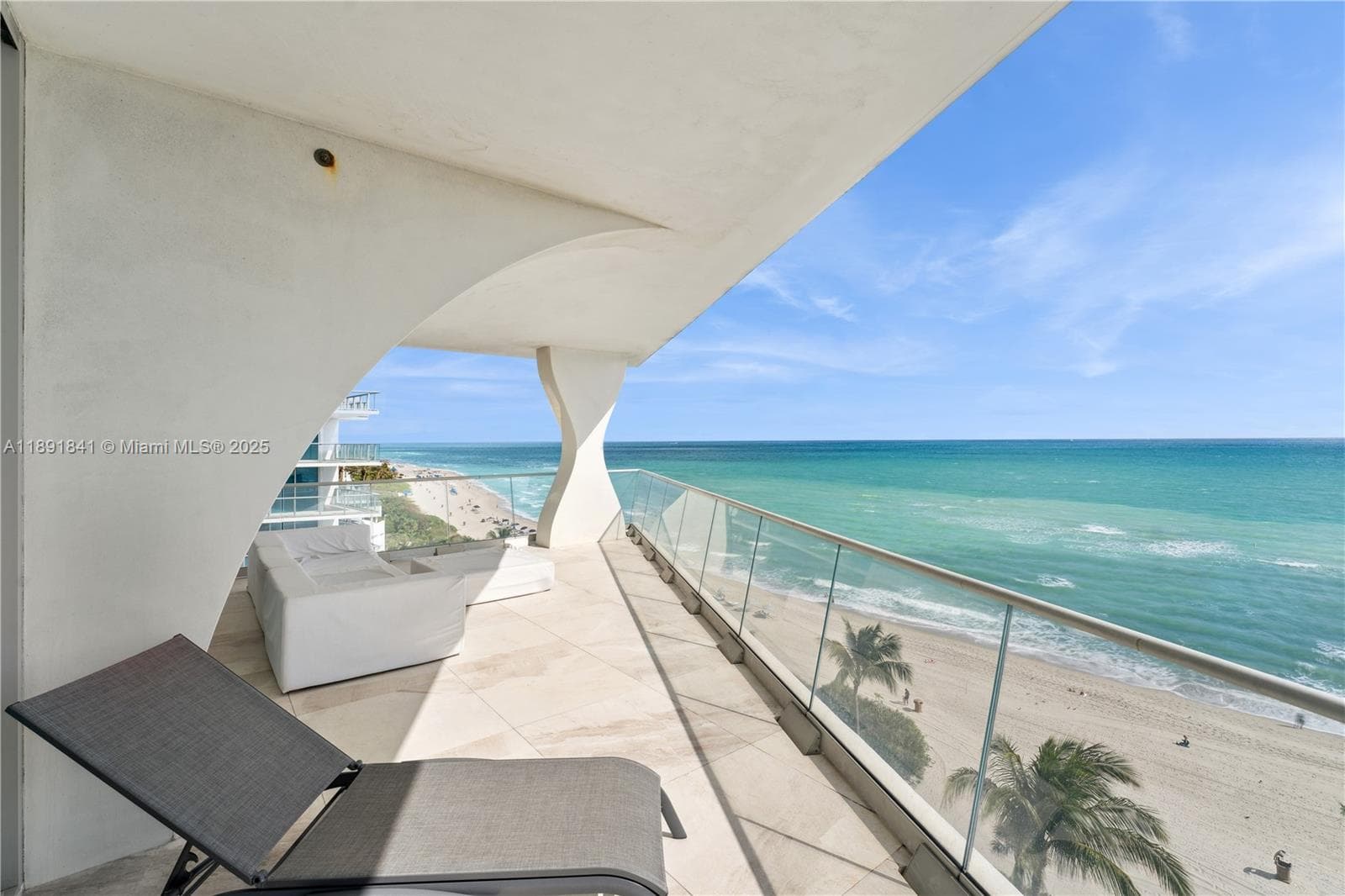 16901 Collins Ave 805 photo 17