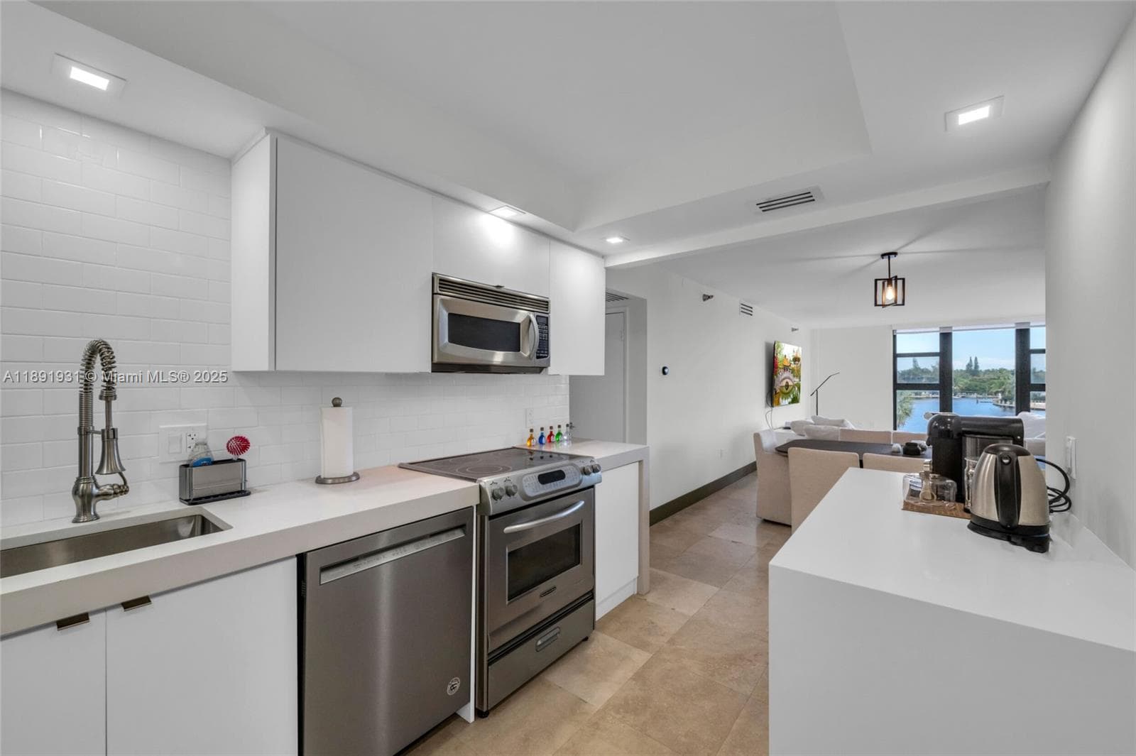 20515 E Country Club Dr 343 photo 12