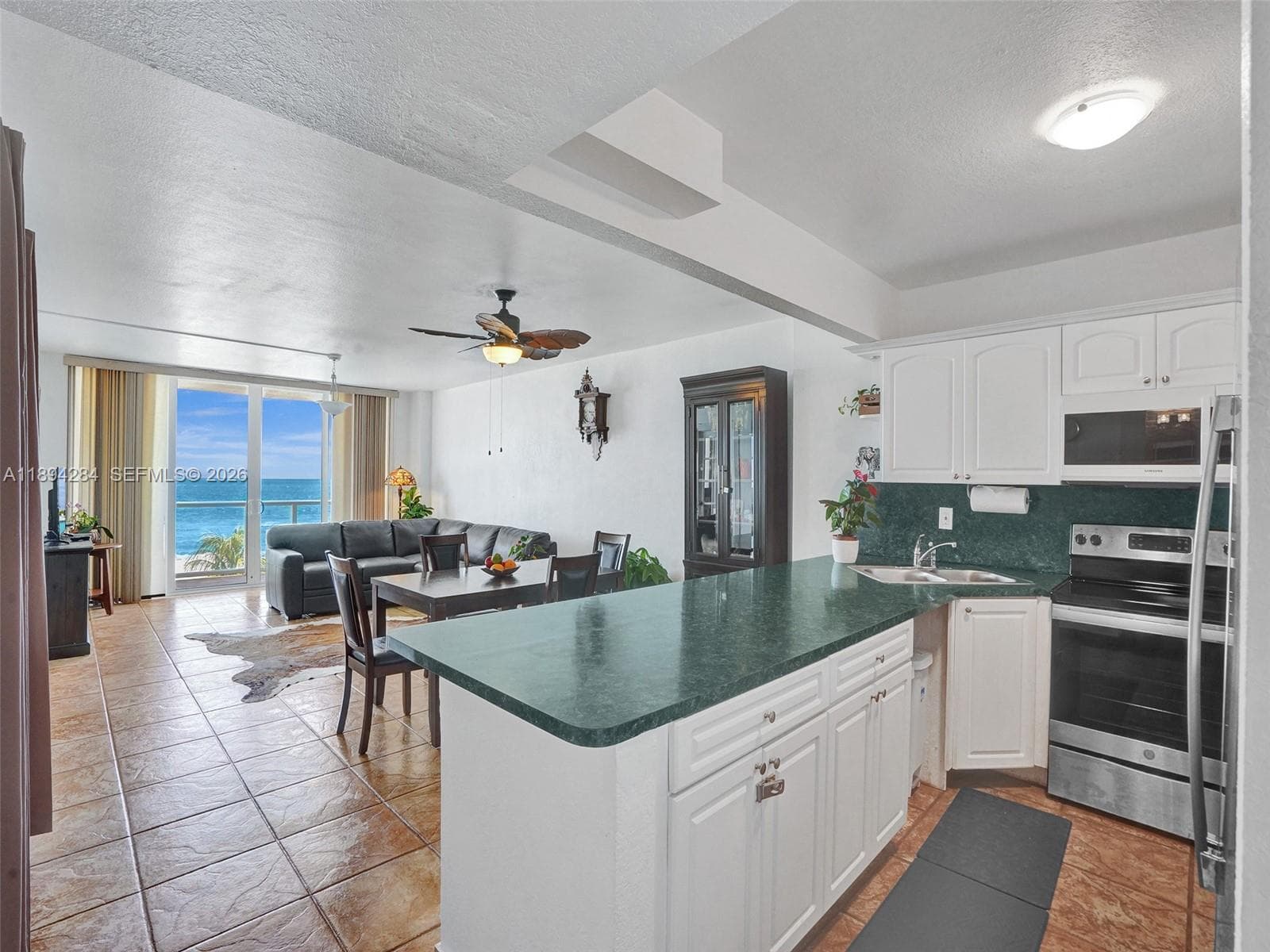5601 Collins Ave 504 photo 19