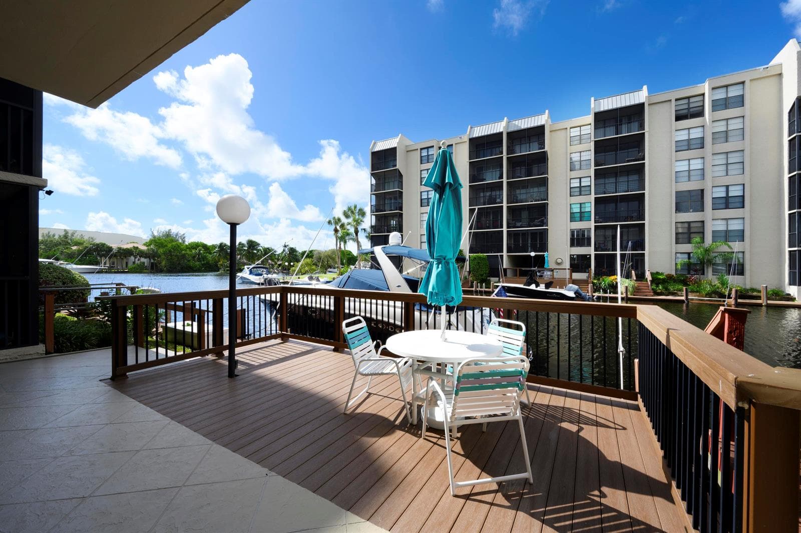 8 Royal Palm Way 2050 photo 23