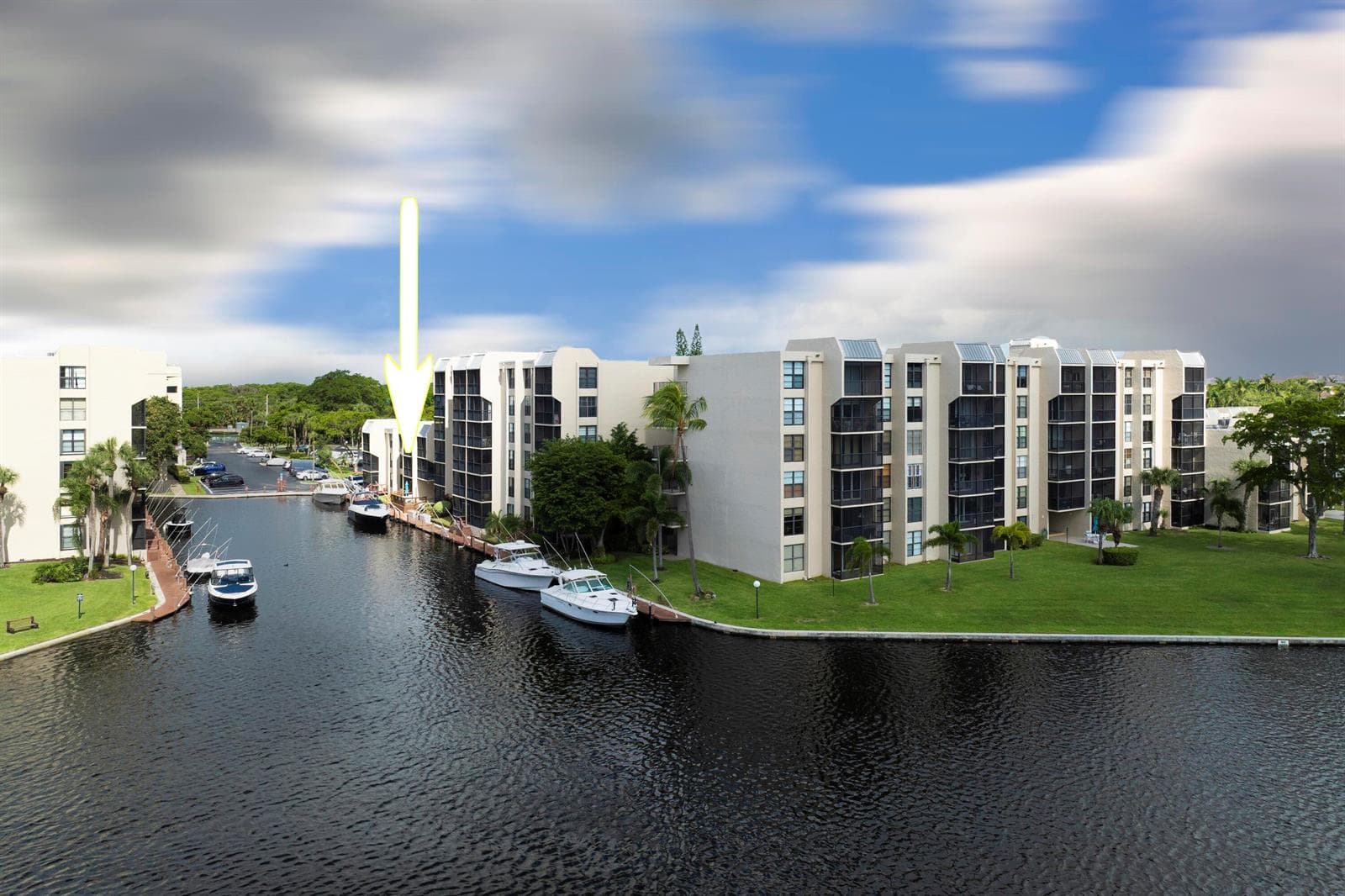 8 Royal Palm Way 2050 photo 2