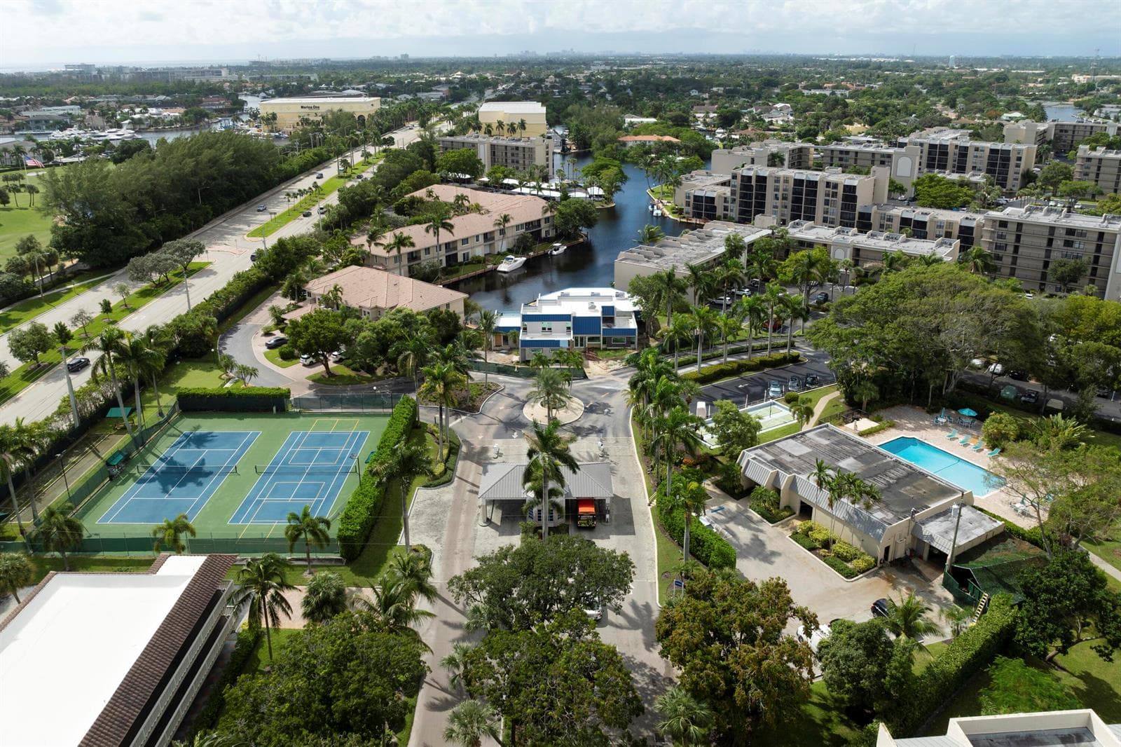 8 Royal Palm Way 2050 photo 21