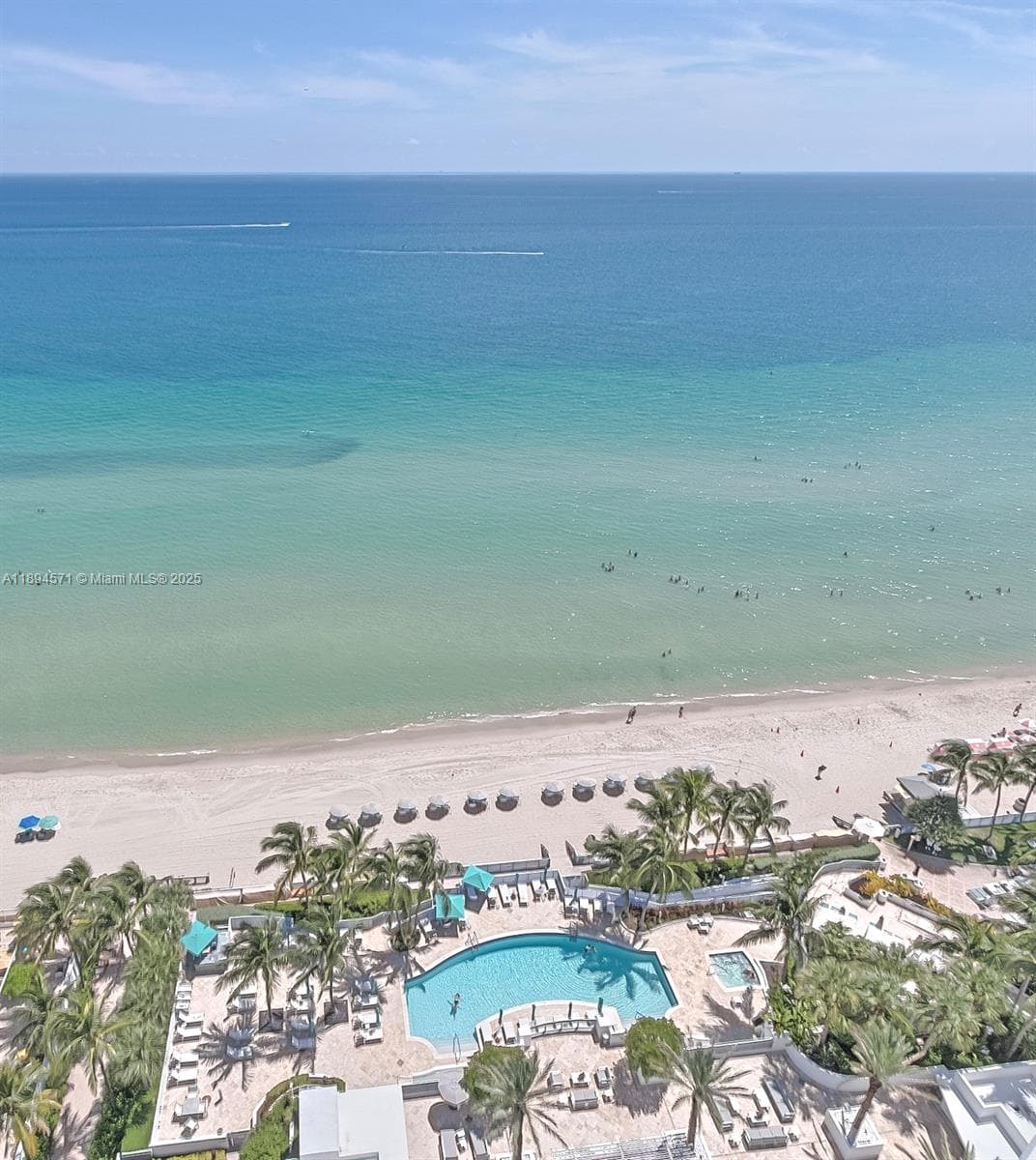 3535 S OCEAN DR 2102 photo 2