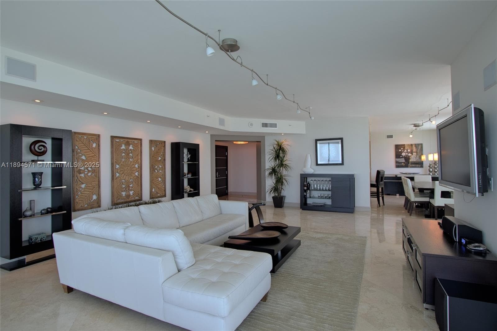 3535 S OCEAN DR 2102 photo 21