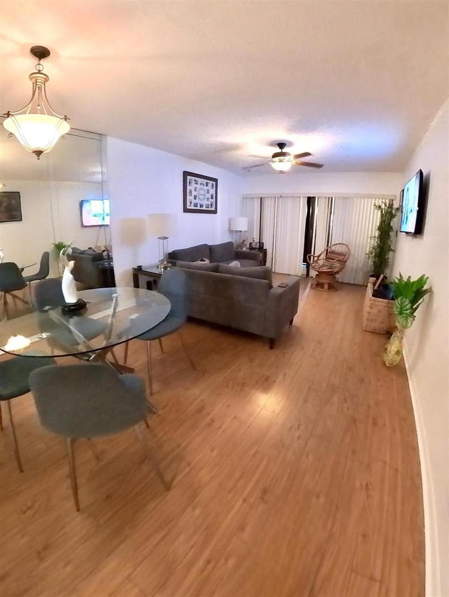 2161 W Woolbright Road M202 photo 1