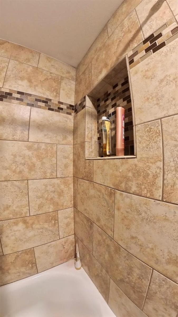 2161 W Woolbright Road M202 photo 18