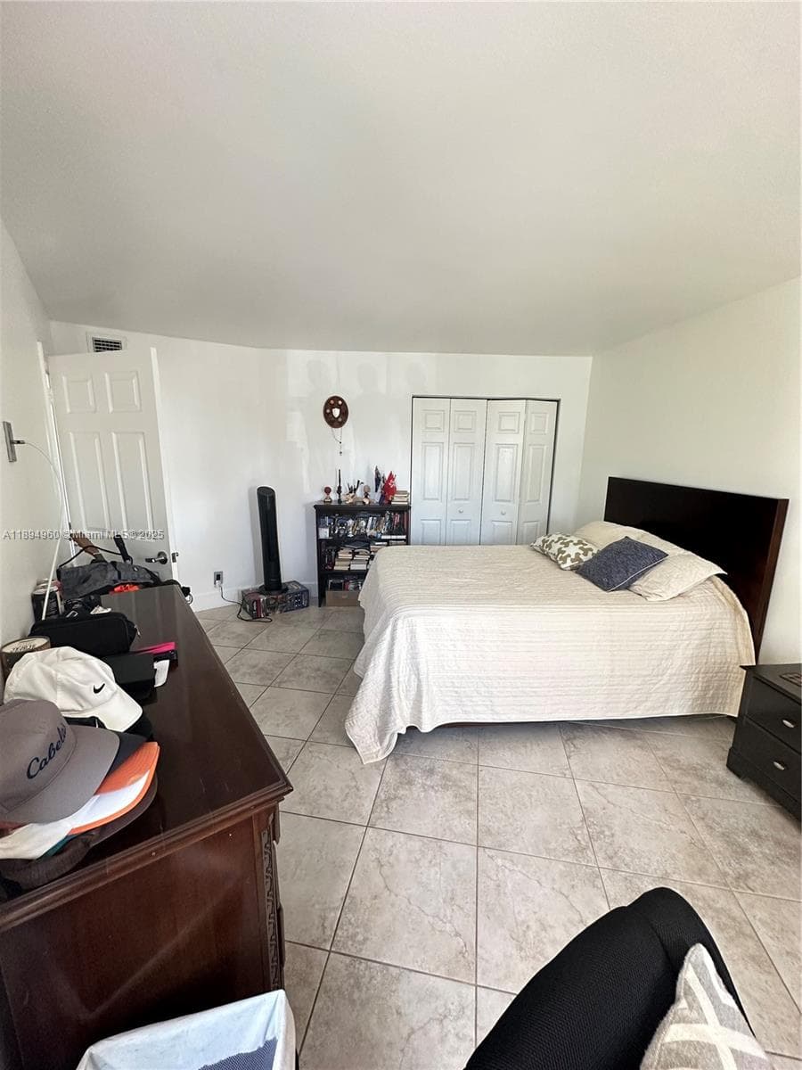 100 Bayview Dr 601 photo 12
