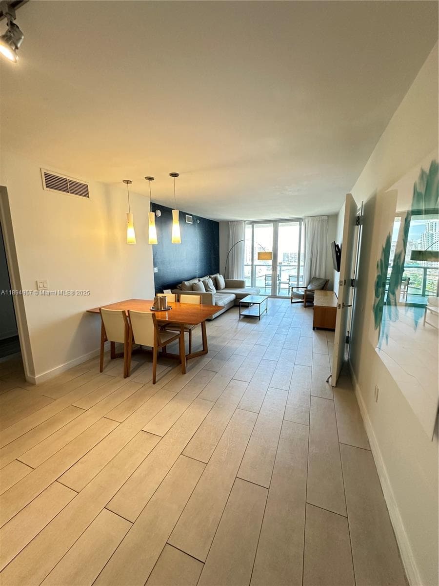 2602 E Hallandale Beach Blvd R1507 photo 13