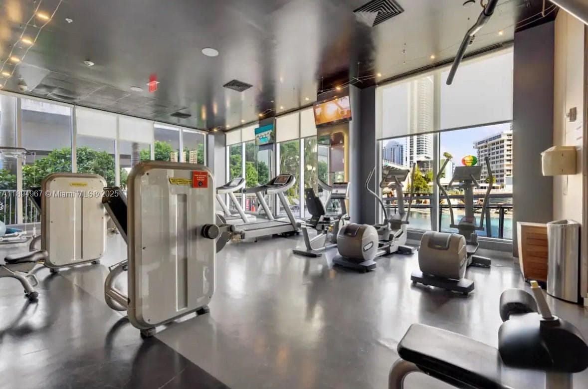 2602 E Hallandale Beach Blvd R1507 photo 12