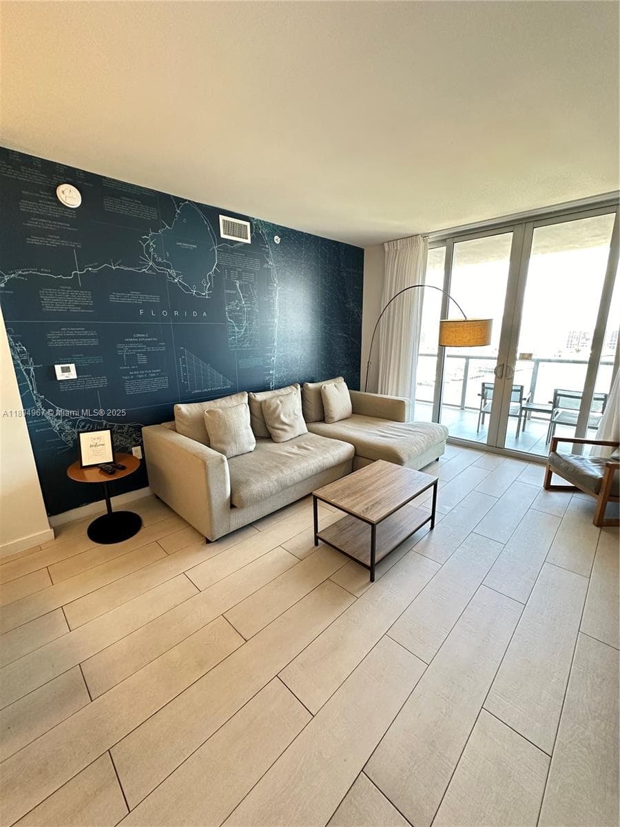 2602 E Hallandale Beach Blvd R1507 photo 18
