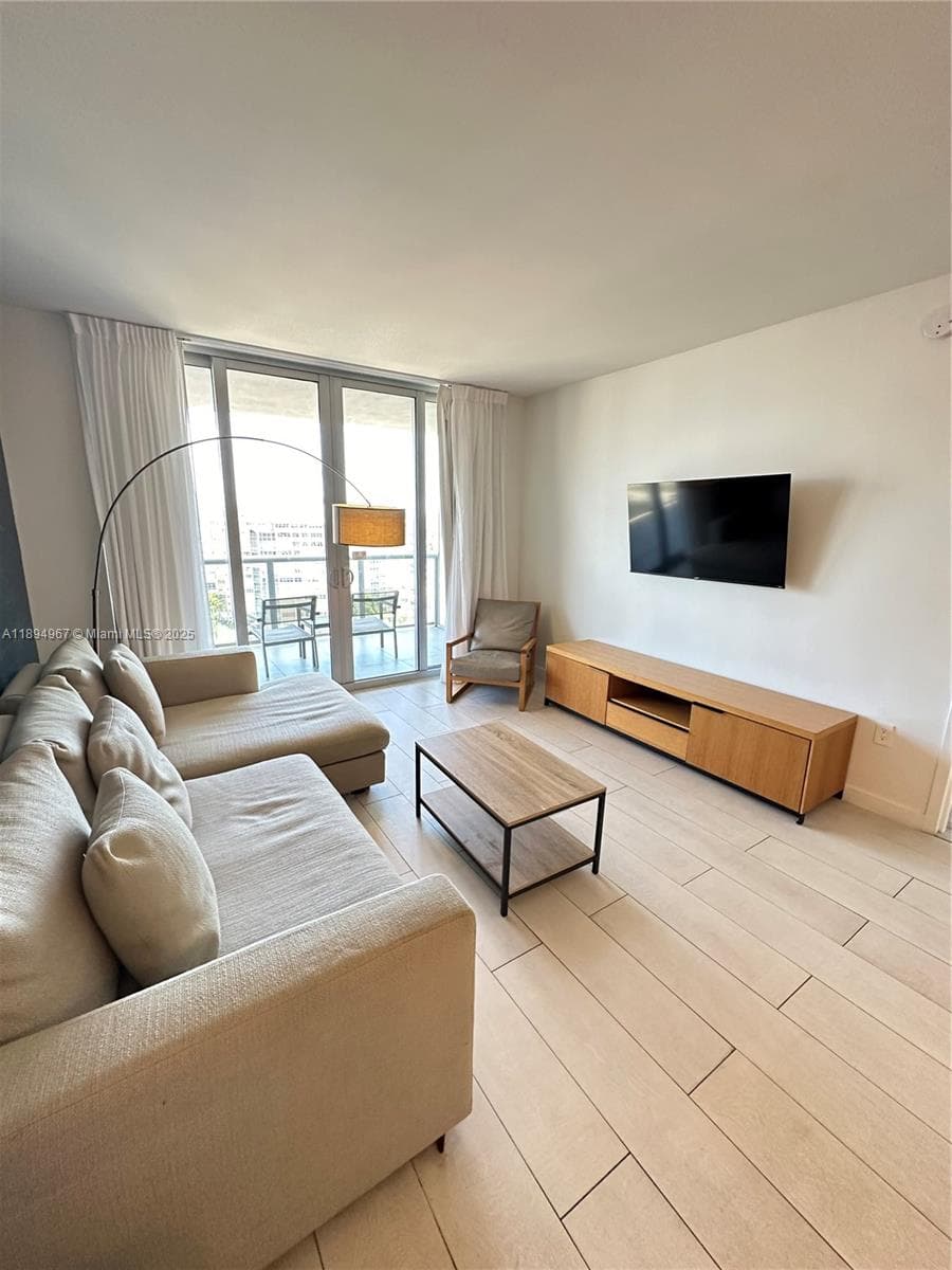2602 E Hallandale Beach Blvd R1507 photo 19