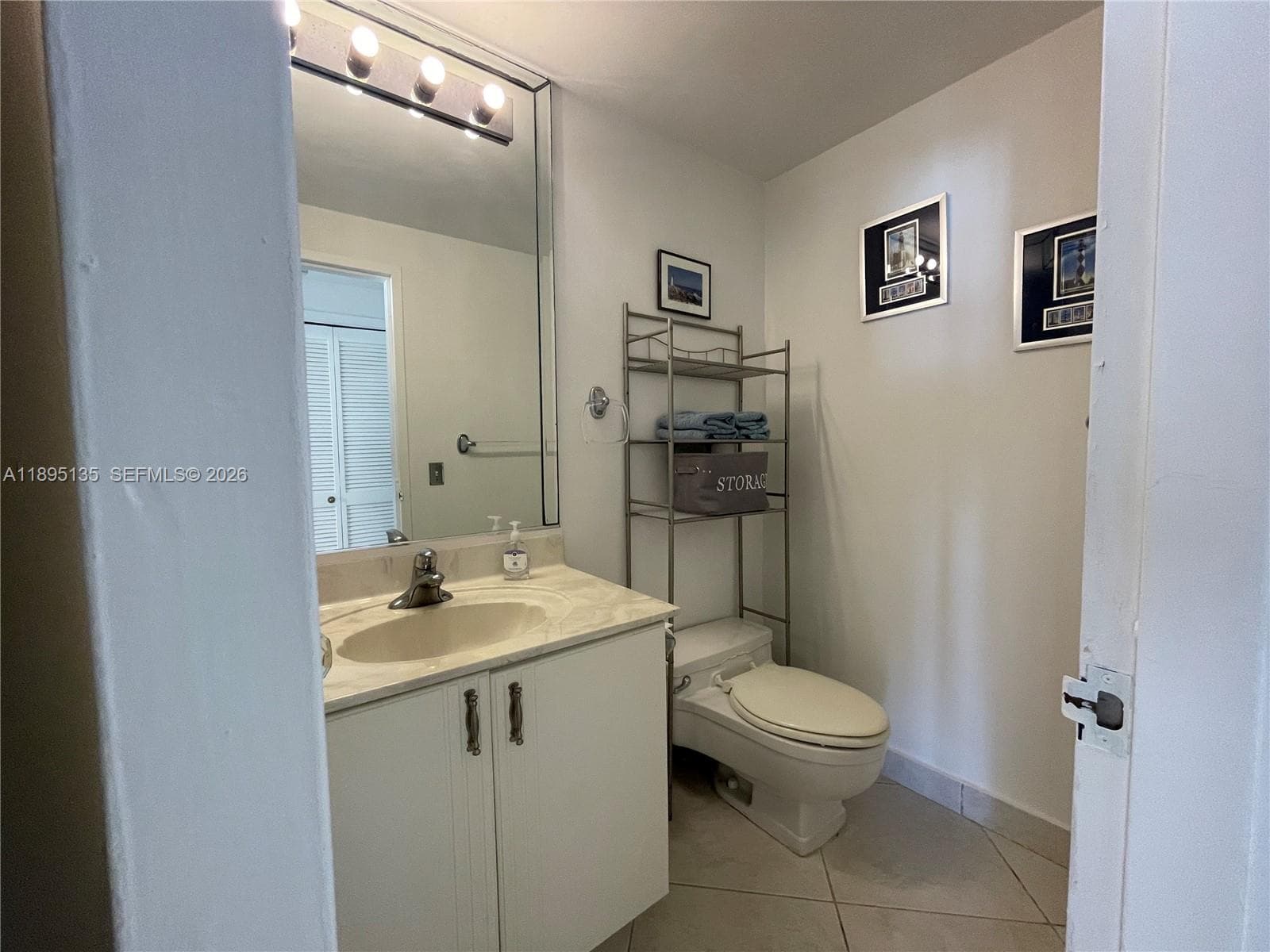 3505 S Ocean Dr 917 photo 4