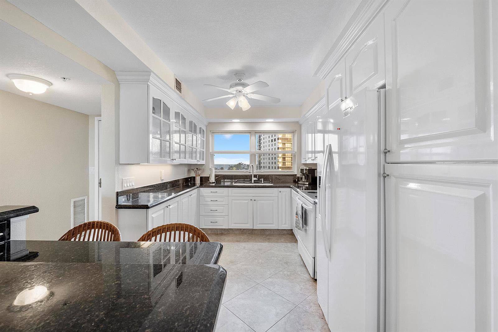 3310 S Ocean Boulevard 629-d photo 5