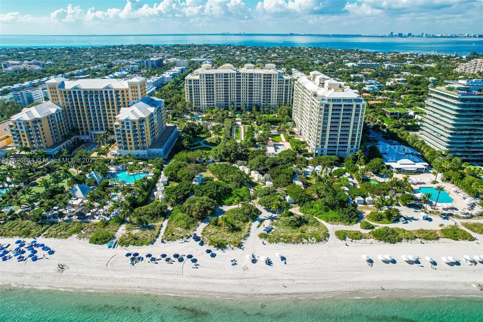 445 Grand Bay Dr 1001 photo 2