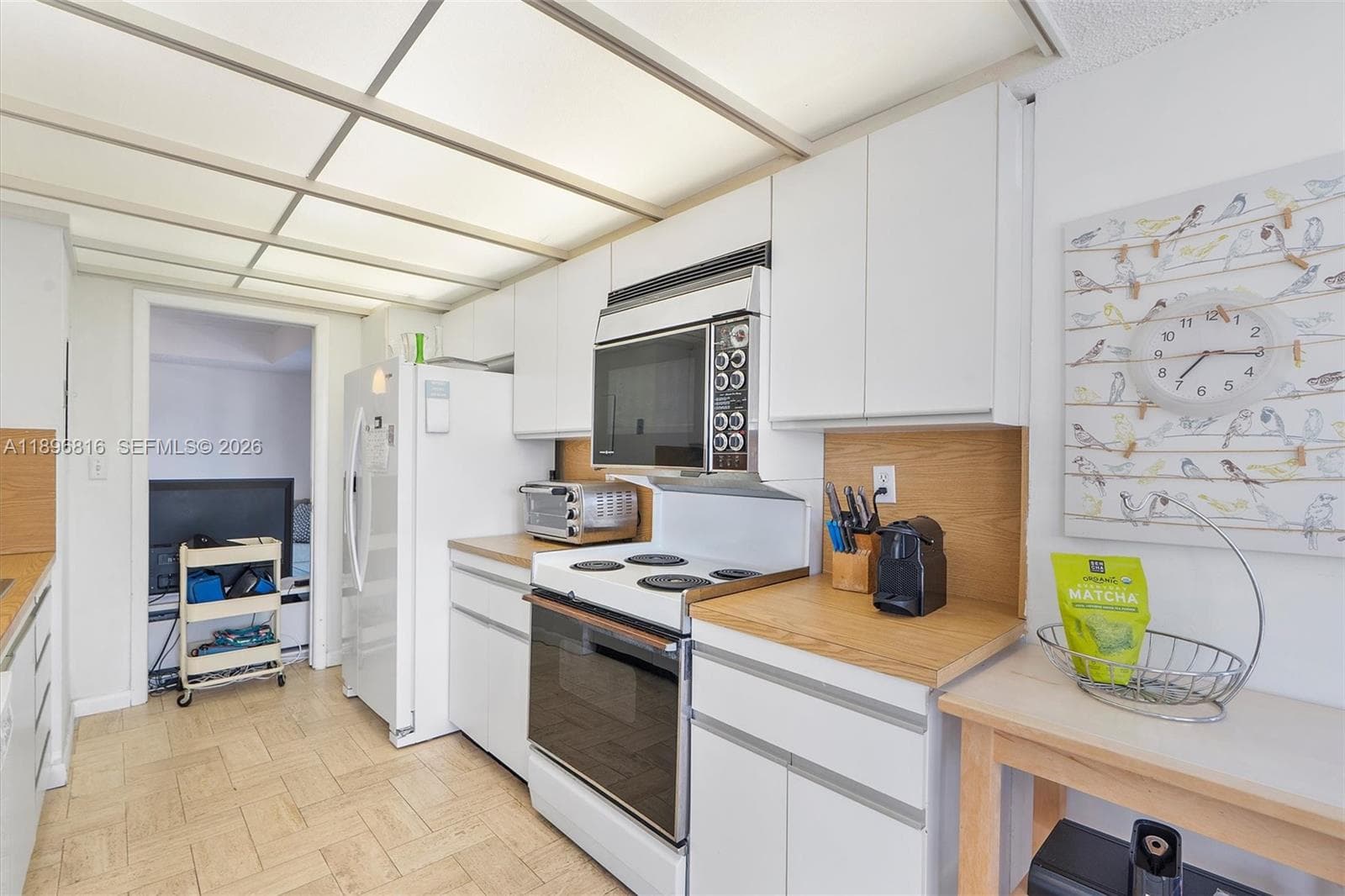 4000 Towerside Ter 402 photo 16