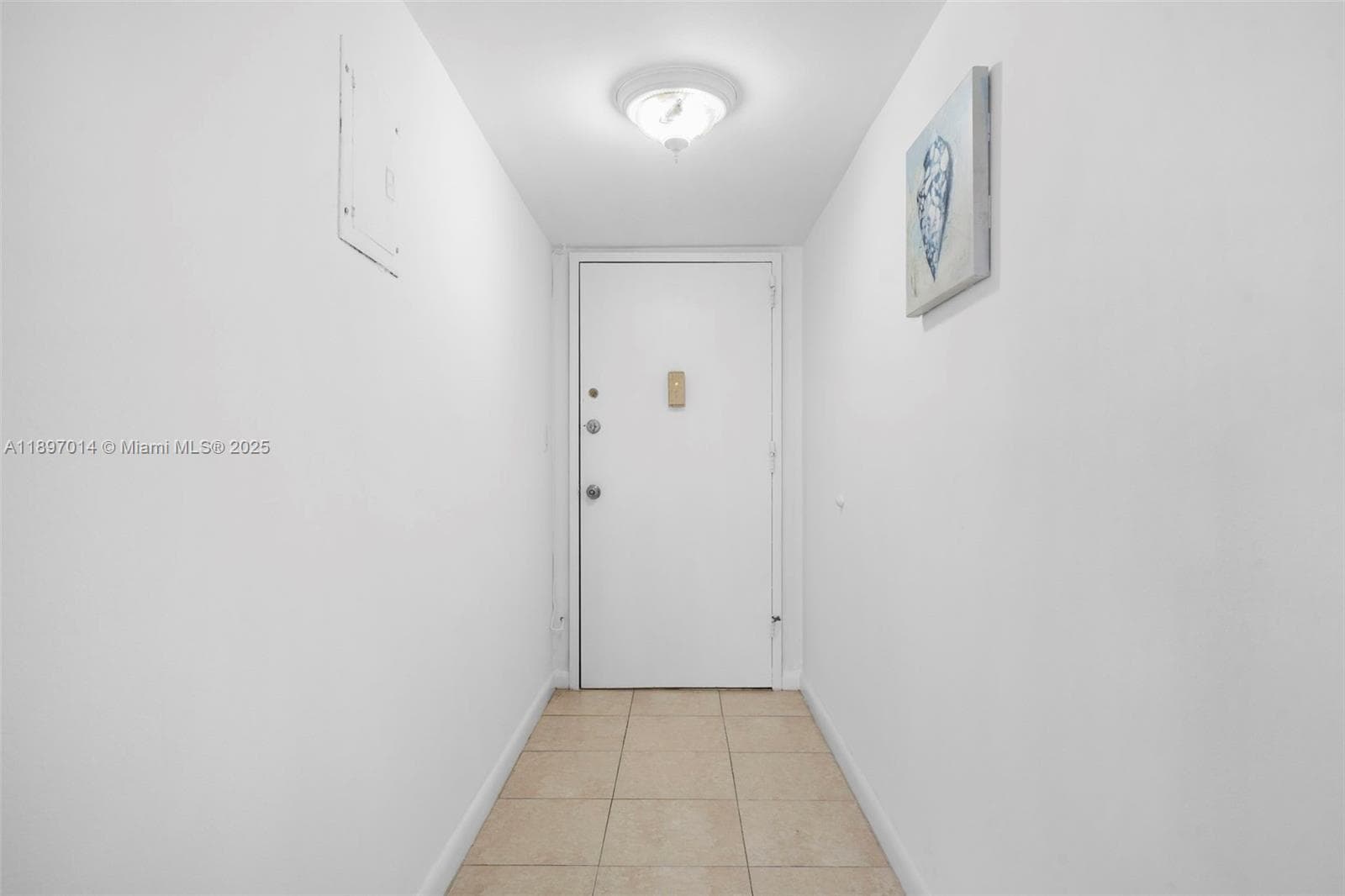 401 Golden Isles Dr 304 photo 24