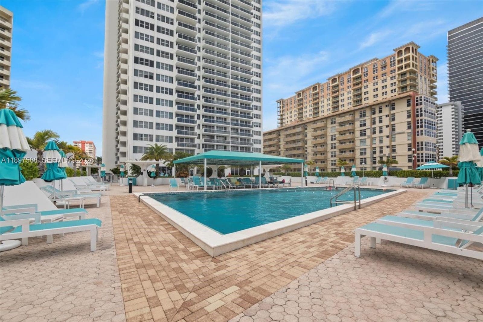 3140 S Ocean Dr 207 photo 17