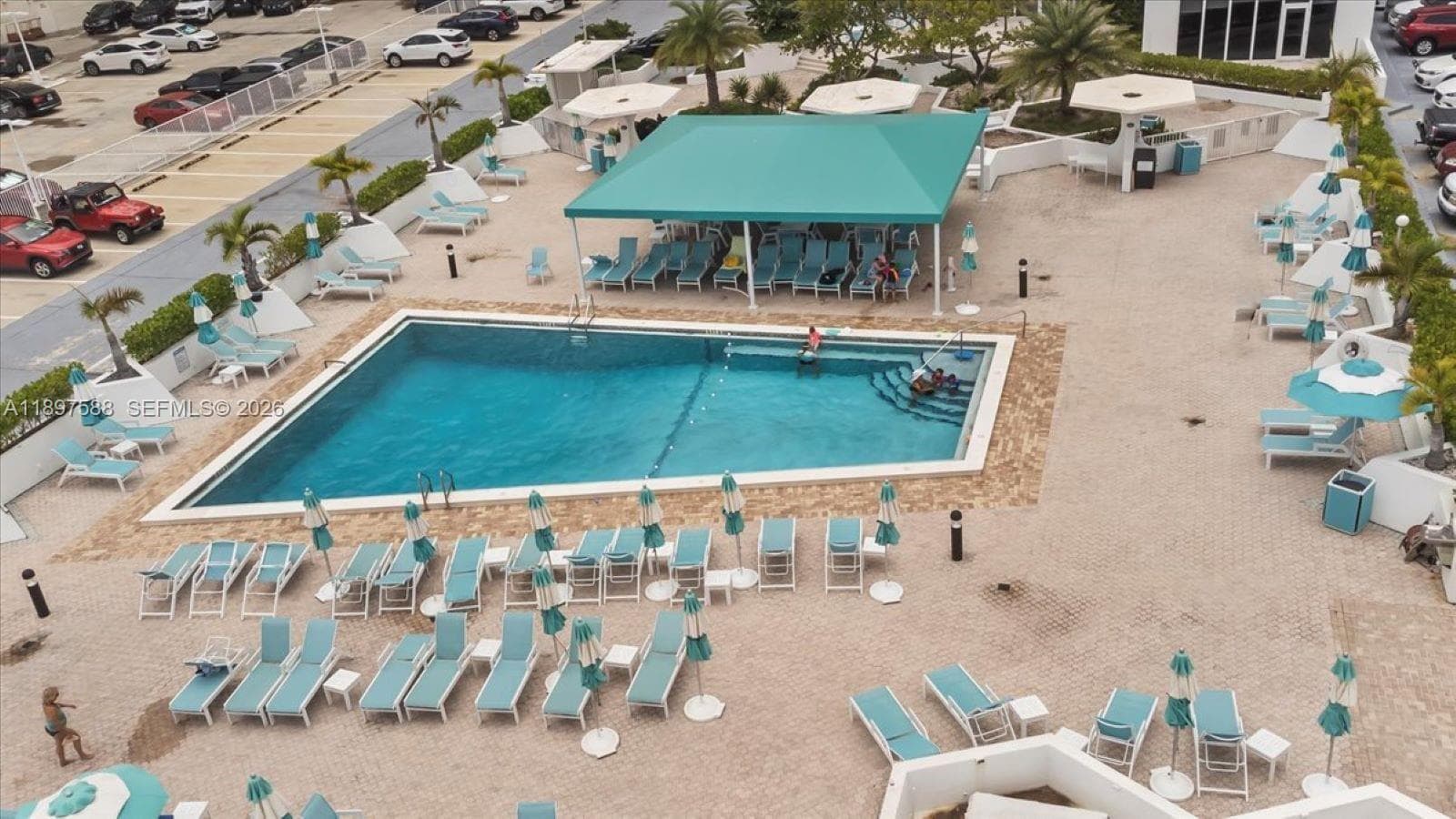 3140 S Ocean Dr 207 photo 18