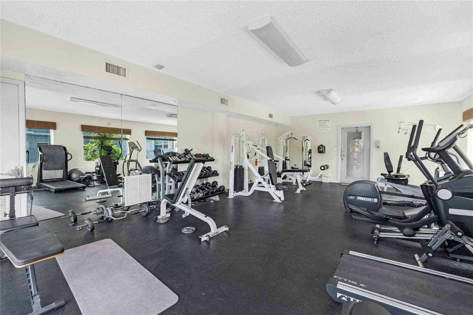 2600 S Ocean Drive 308 photo 25