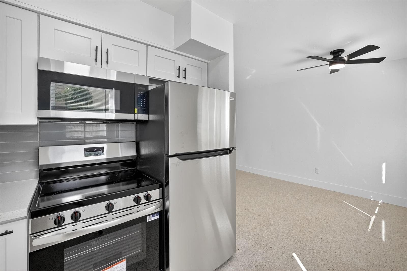1821 Middle River Drive 1 photo 2